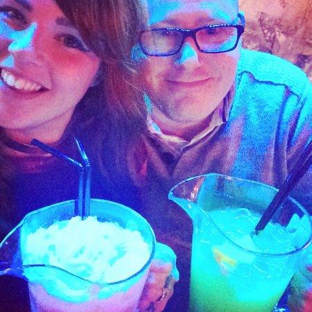 Bar Vis-A-Vis