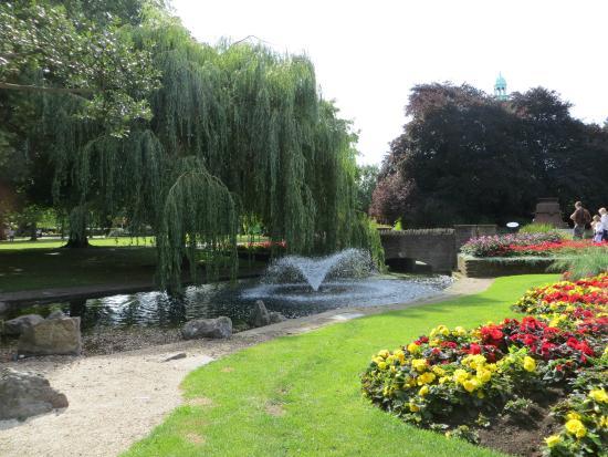 Queen's Park